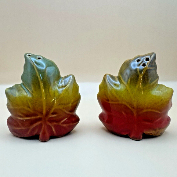 Porcelain Maple Leaf Salt and Pepper Shakers Large Painted Glazed - Picture 1 of 5